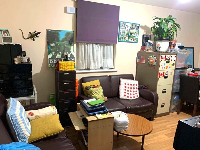 1 Bedroom Flat To Rent In Jack Clow Road, London, E15