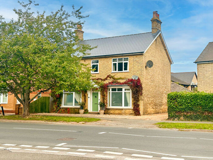 4 Bedroom Detached House For Sale In High Street, Warboys, PE28