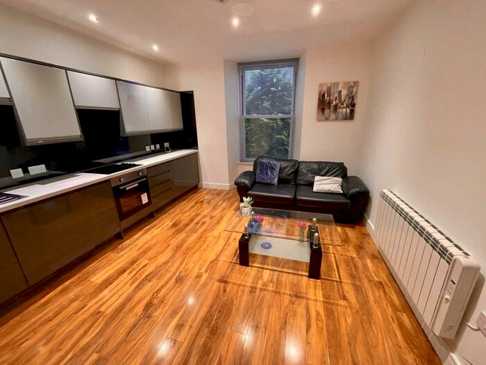 1 Bedroom Flat To Rent In Union Place, Dundee, DD2
