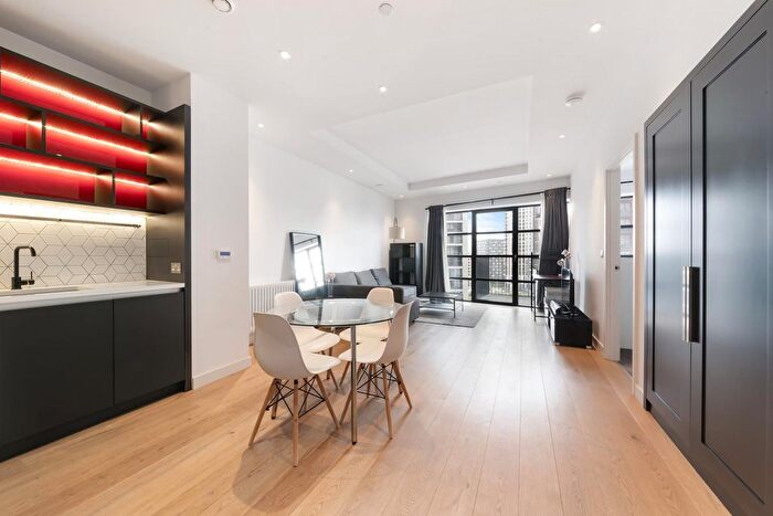 1 Bedroom Flat To Rent In Amelia House, London City Island, London, E14