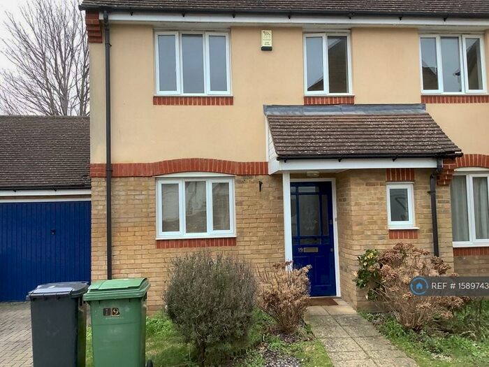 3 Bedroom Semi-Detached House To Rent In Penenden Street, Maidstone, ME14
