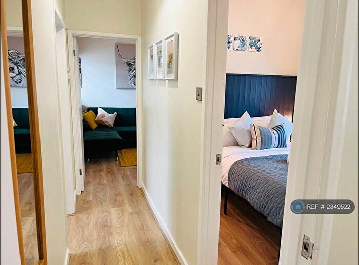 2 Bedroom Flat To Rent In Craig Court, Cardiff, CF24
