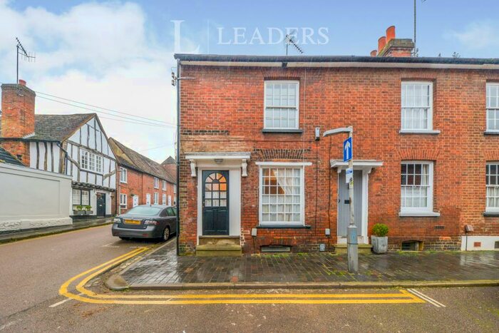 2 Bedroom End Of Terrace House To Rent In Spicer Street, AL3