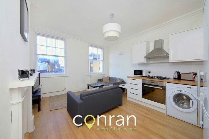 3 Bedroom Flat To Rent In Frys Court, Greenwich, SE10