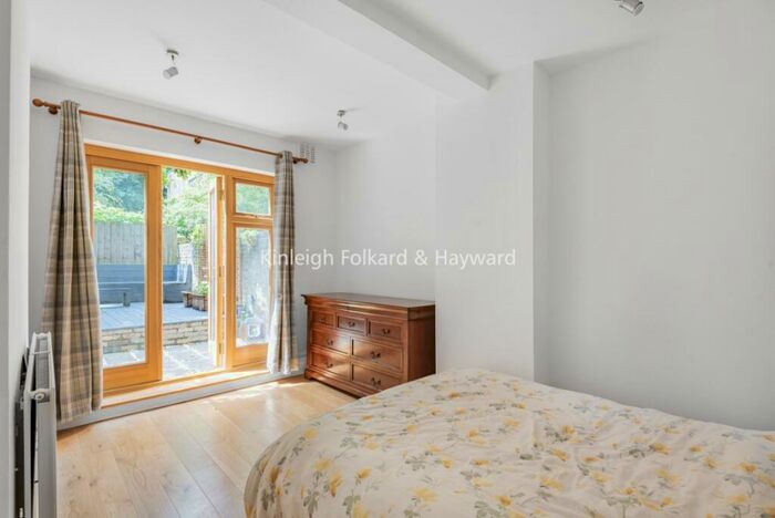 2 Bedroom Apartment To Rent In Crayford Road Tufnell Park, N7