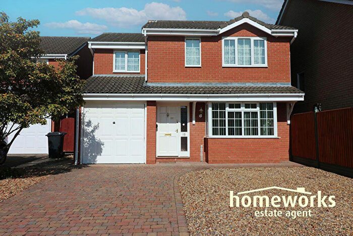4 Bedroom Detached House For Sale In Bluebell Close, Scarning, Dereham, NR19