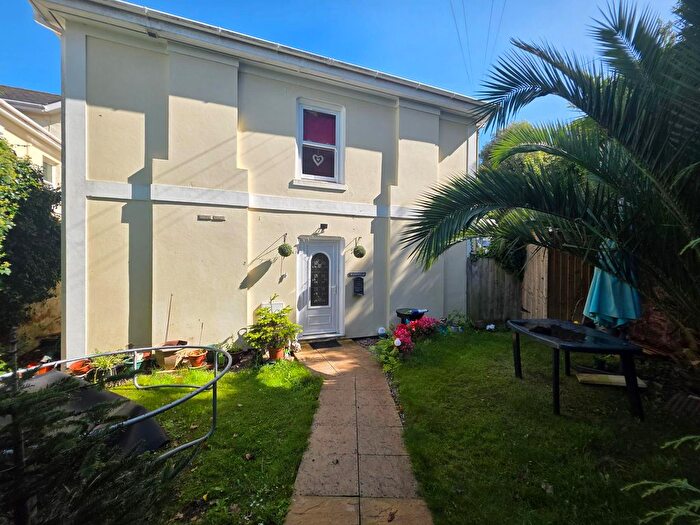 2 Bedroom Flat To Rent In St. Agnes Lane, Torquay, TQ2