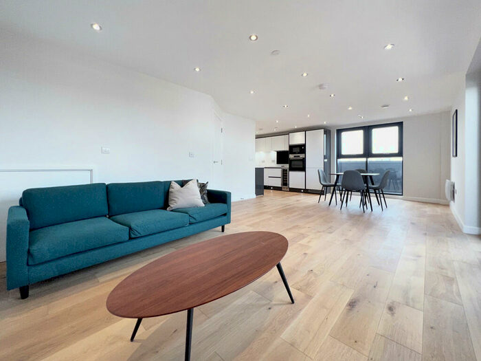 2 Bedroom Penthouse To Rent In Block E, Victoria Riverside, Leeds City Centre, LS10