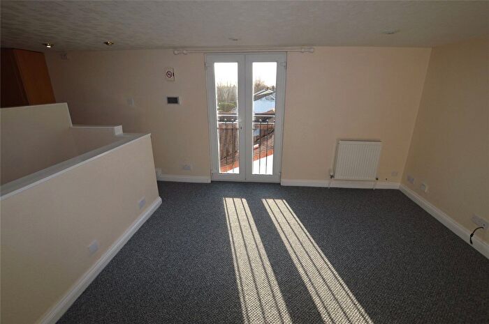 1 Bedroom Studio To Rent In Milton Road, Weston-Super-Mare, North Somerset, BS22