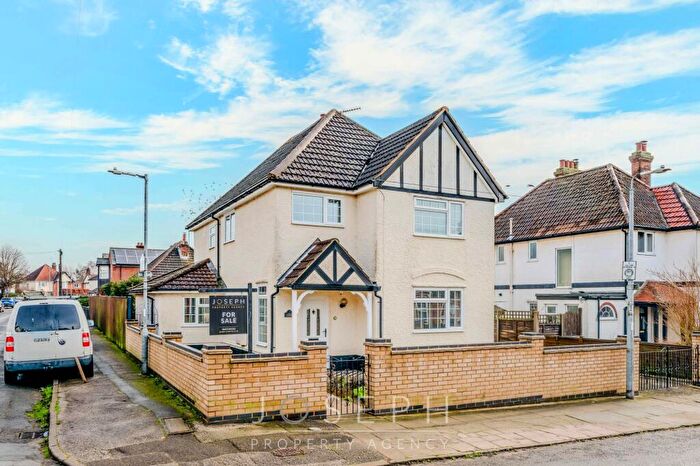 4 Bedroom Detached House For Sale In Westbourne Road, Ipswich, IP1