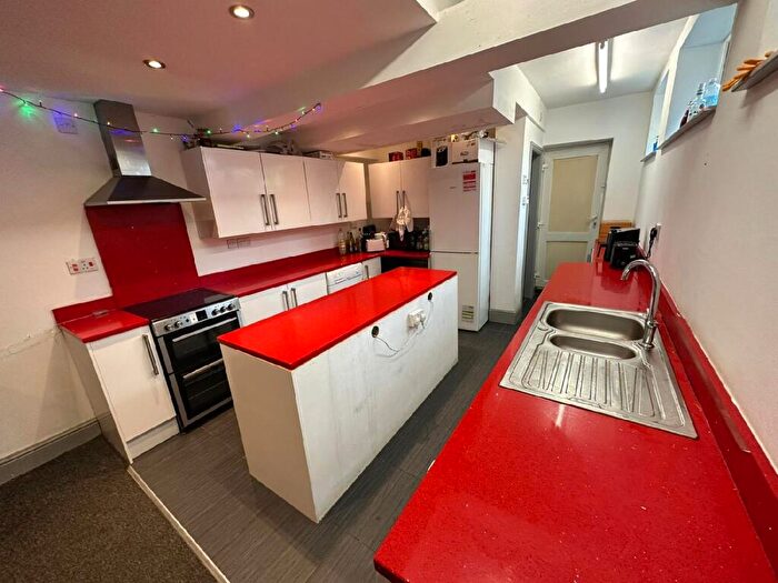 7 Bedroom House To Rent In Hubert Road, Selly Oak, Birmingham, West Midlands, B29