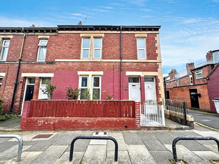 2 Bedroom Flat For Sale In Station Road, Wallsend, Tyne And Wear, NE28