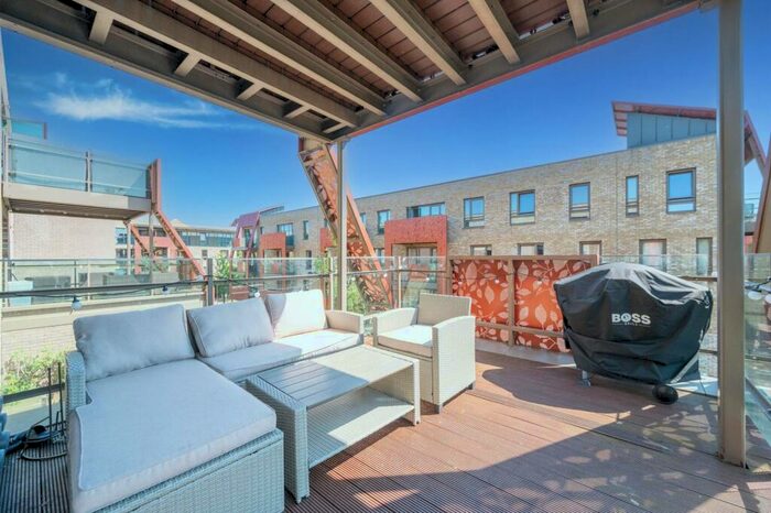 2 Bedroom Flat To Rent In Blondin Way, Canada Water, London, SE16