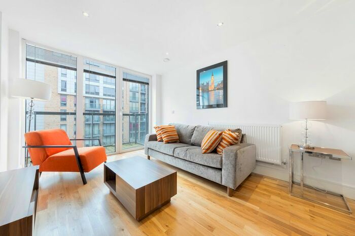 2 Bedroom Flat To Rent In Empire Reach, Dowells Street, Greenwich, London, SE10