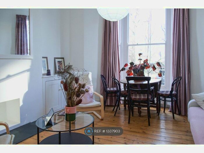 1 Bedroom Flat To Rent In Amhurst Road, London, N16