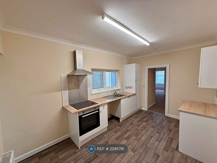 1 Bedroom Flat To Rent In Marsh Street, Llanelli, SA15