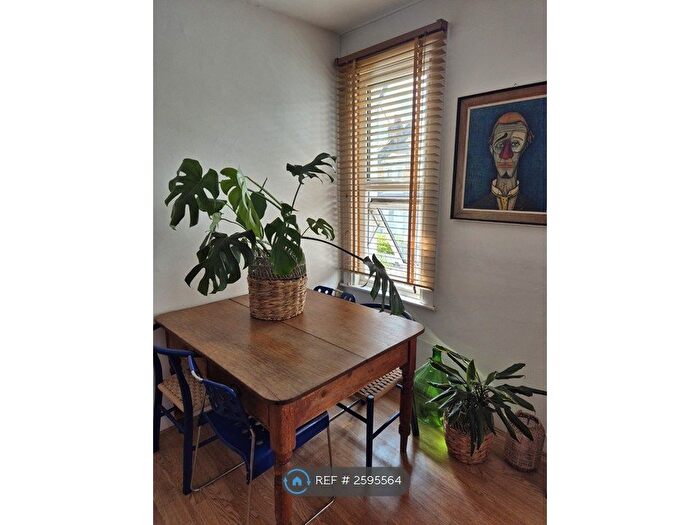 2 Bedroom Flat To Rent In Crofton Park Road, London, SE4