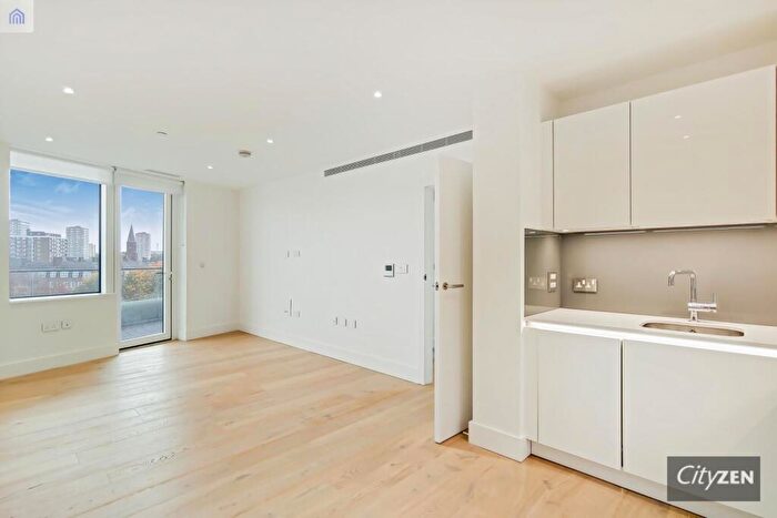 1 Bedroom Flat To Rent In Lombard Wharf, Lombard Road, London, SW11