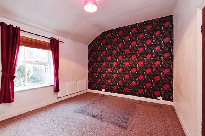 2 Bedroom Terraced House For Sale In Athol Road, Sheffield, S8