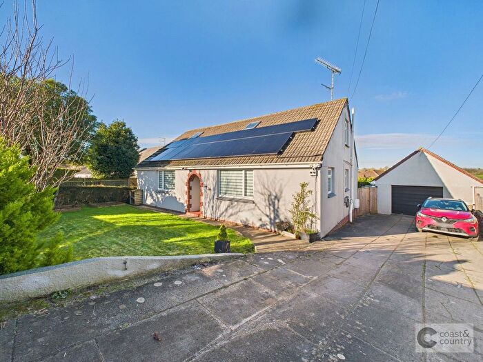 4 Bedroom Detached Bungalow For Sale In Totnes Road, Ipplepen, TQ12