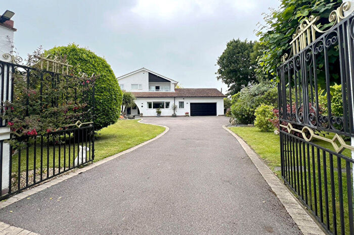 4 Bedroom Detached House For Sale In Lower Mill Lane, Deal, CT14