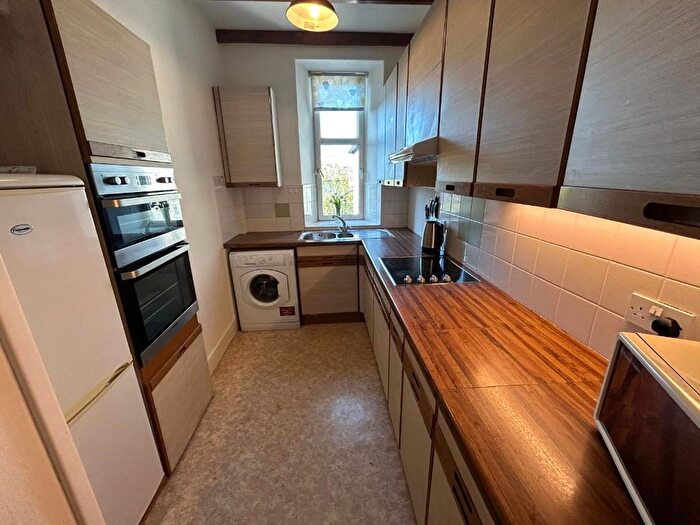 1 Bedroom Flat To Rent In Claremont Street, West End, Aberdeen, AB10