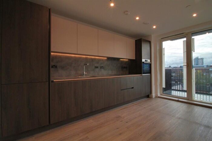 2 Bedroom Apartment To Rent In The Lancaster, Snow Hill Wharf, Shadwell Street, Birmingham, B4