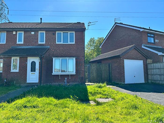 3 Bedroom Semi Detached House To Rent In Ellerby Avenue, Swinton, M27