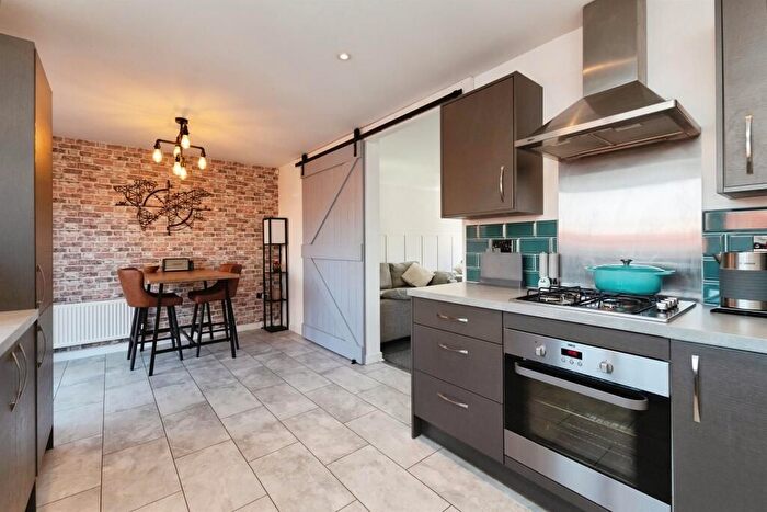 3 Bedroom Detached House For Sale In Holt Close, Brookfield, TS5
