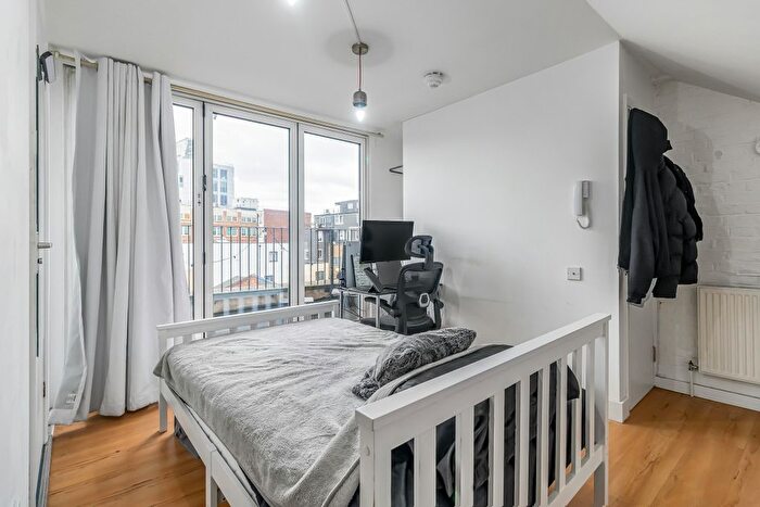 1 Bedroom Flat To Rent In Caledonian Road, London, N1