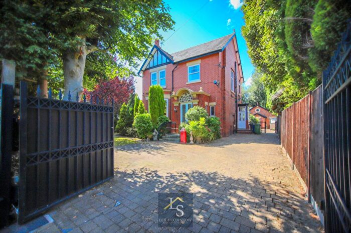 4 Bedroom Detached House For Sale In Bramhall Moor Lane, Hazel Grove, SK7