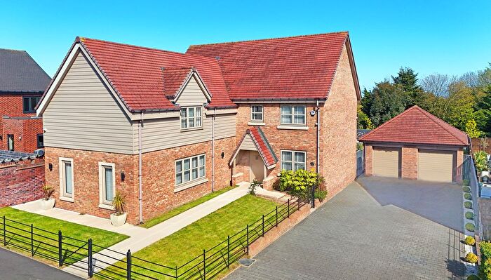 4 Bedroom Detached House For Sale In Mayfair Gardens, Hartlepool, TS26