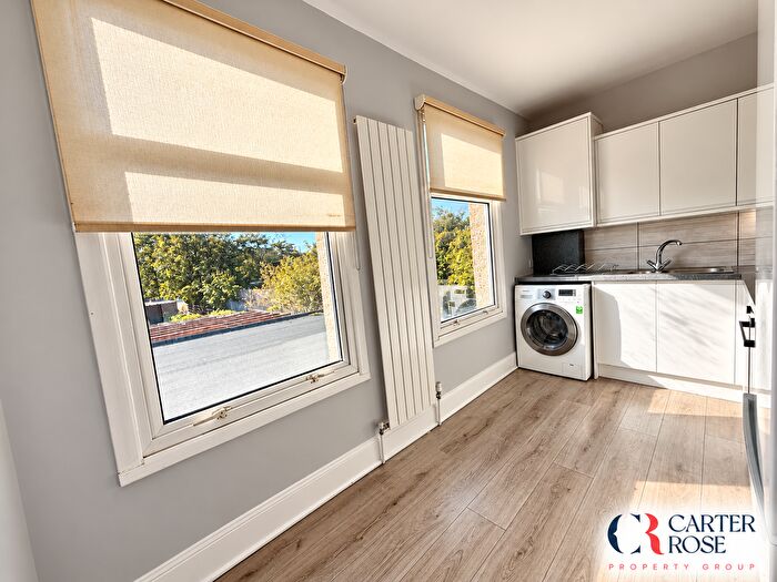 3 Bedroom Maisonette To Rent In Carshalton Road, Mitcham, CR4