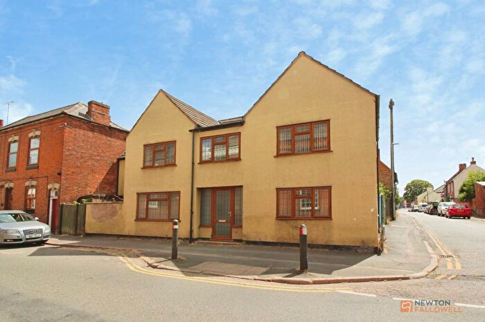 3 Bedroom Detached House For Sale In High Street, Syston, LE7