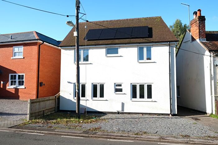 3 Bedroom Detached House For Sale In Aaron Court, Marchwood, SO40