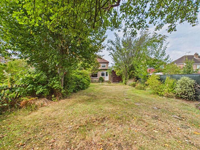 3 Bedroom Semi-Detached House For Sale In Watercall Avenue, Stivichall, Coventry *Extended*, CV3