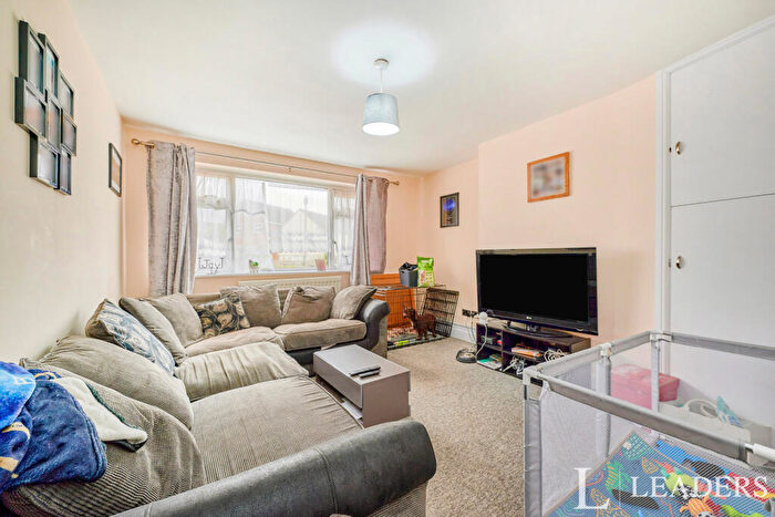 2 Bedroom Flat To Rent In Manor Road, Stansted, CM24