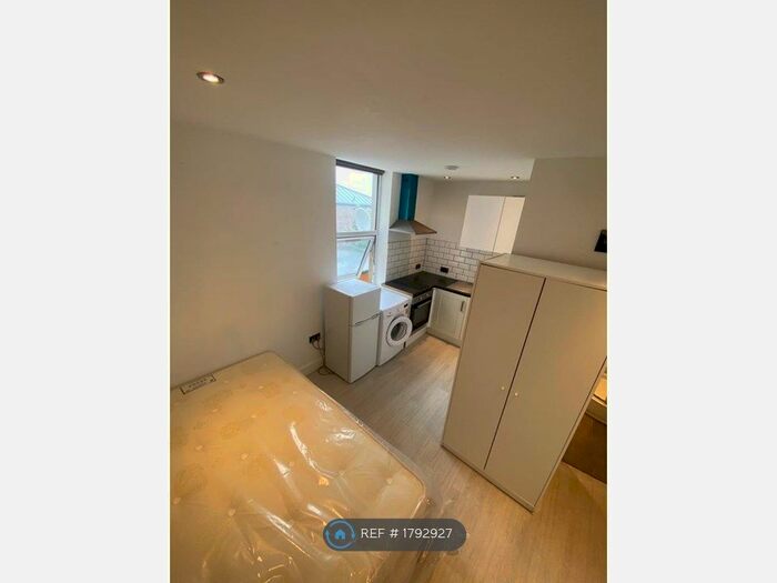 Studio To Rent In Quadrant Road, Thornton Heath, CR7