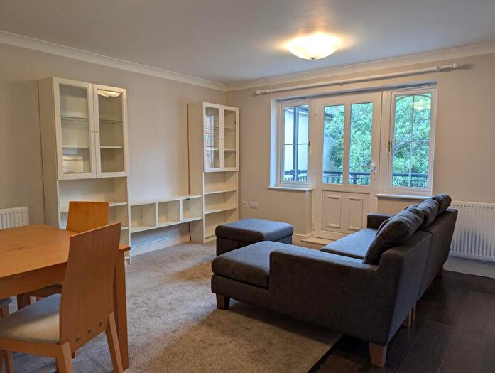 2 Bedroom Apartment To Rent In Phoenix House, Oxford Road, Reading, Berkshire, RG1