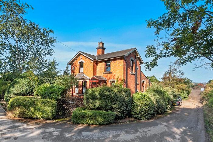 3 Bedroom Detached House For Sale In Station Road, Irchester, NN29
