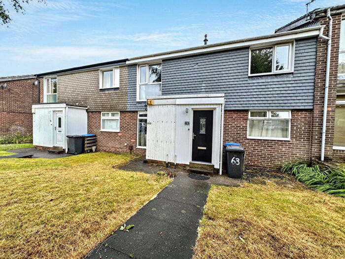 2 Bedroom Flat For Sale In Middleham Close, Ouston, Chester Le Street, Durham, DH2