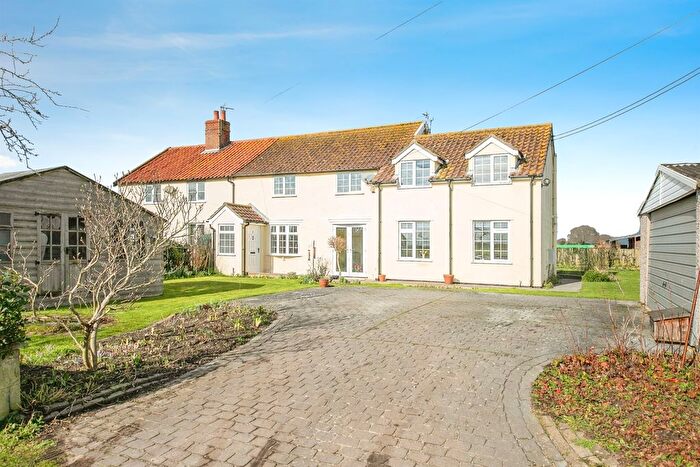 4 Bedroom Cottage For Sale In Boot Drift Cottages, Shotley, Ipswich, IP9