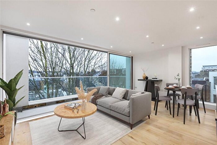 1 Bedroom Apartment For Sale In Enclave Collection, - Powell Road, London, E5
