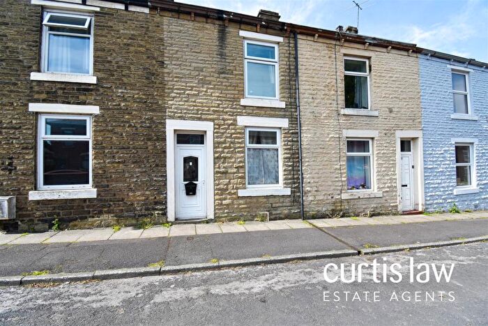 3 Bedroom Terraced House For Sale In Queen Street, Clayton Le Moors, BB5