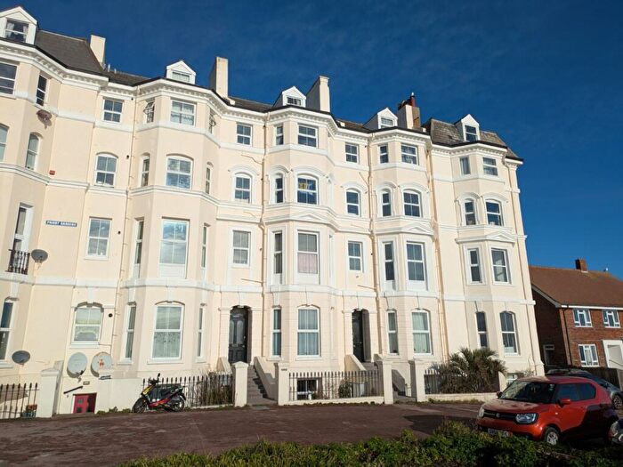 1 Bedroom Apartment To Rent In Priory Gardens, Folkestone, Kent, CT20