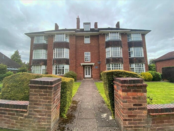 2 Bedroom Flat To Rent In Chamberlain Road, Kings Heath, Birmingham, B13