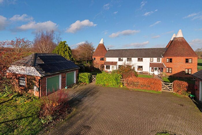 4 Bedroom Semi-Detached House For Sale In Maidstone Road, Nettlestead, ME18