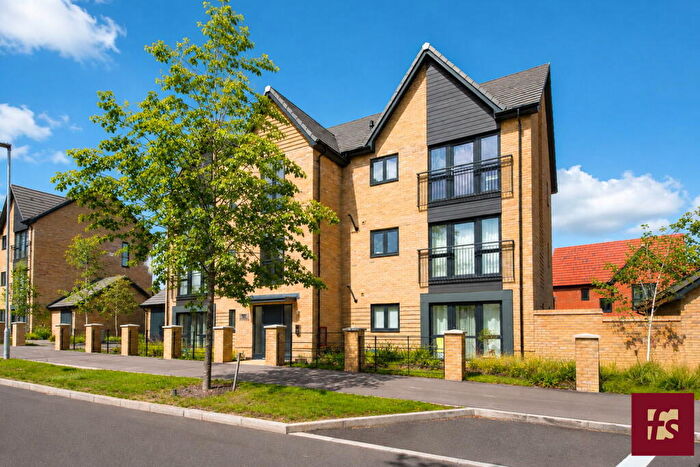 1 Bedroom Apartment For Sale In Buckler Ride, Crowthorne, Berkshire, RG45