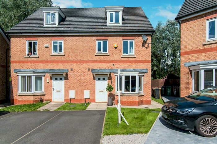 4 Bedroom Semi-Detached House To Rent In Harrier Close, Lostock, BL6