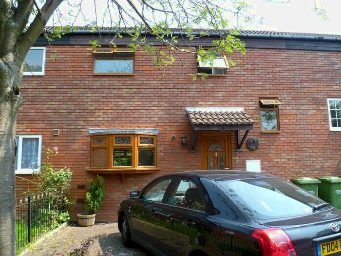 3 Bedroom Terraced House To Rent In Milburn, Wilnecote, Tamworth, Staffordshire B77